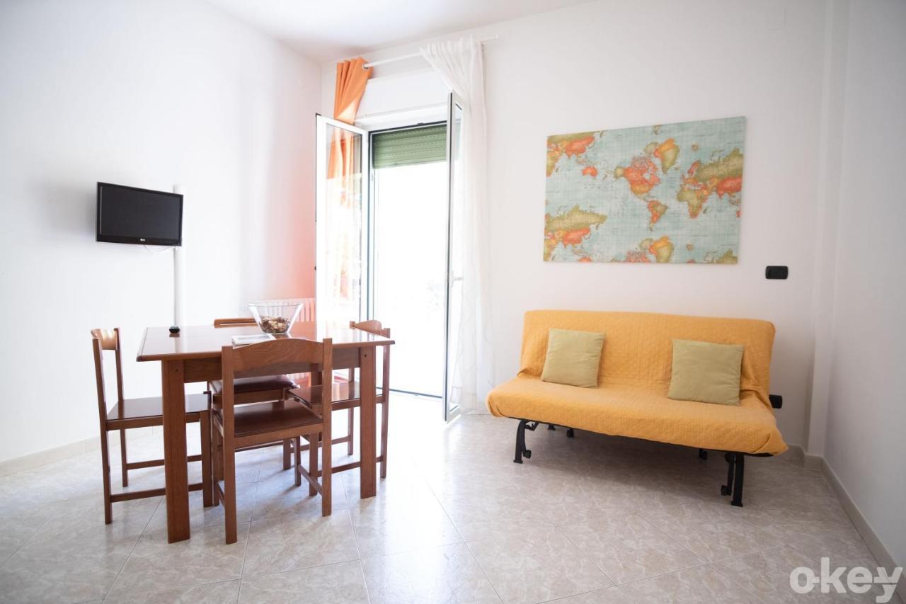 Cozy Apartments De Gasperi Bari Buitenkant foto