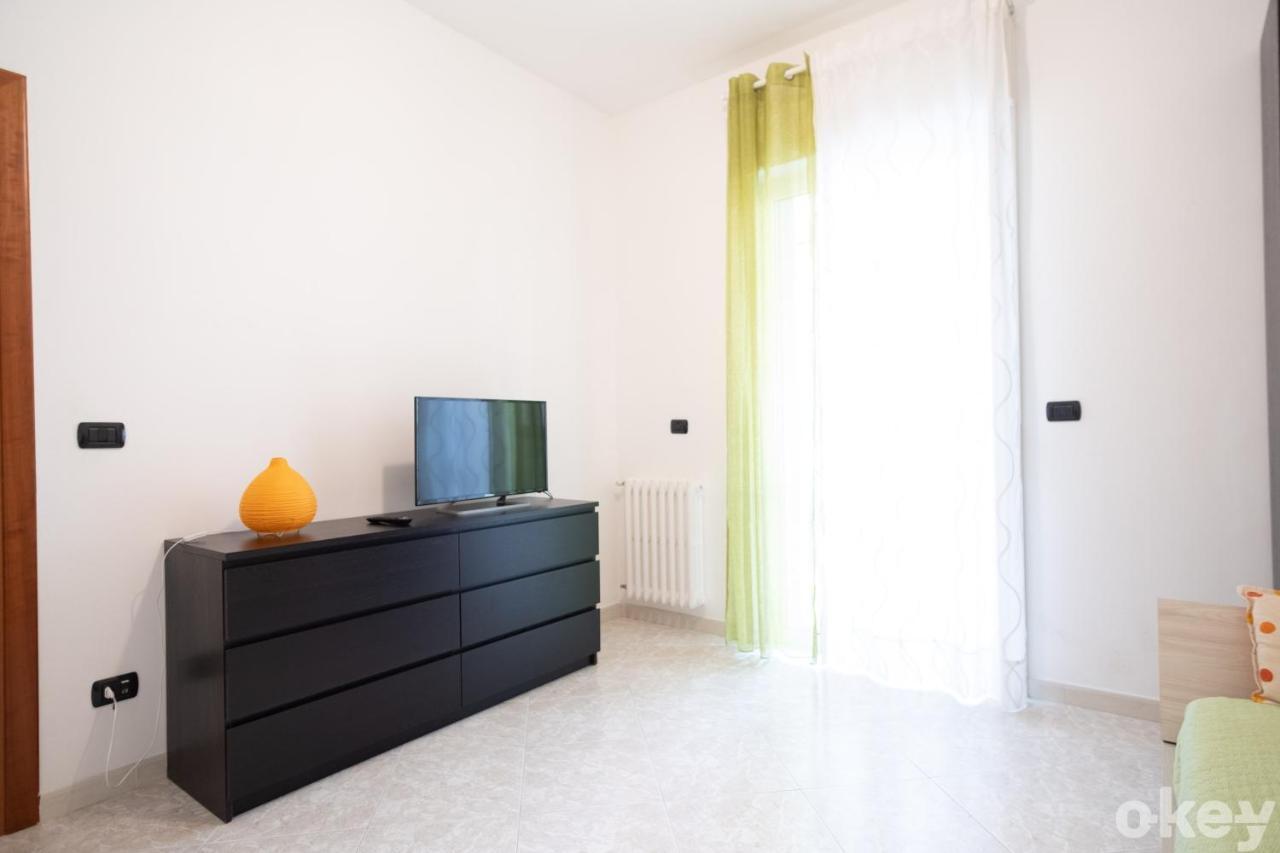 Cozy Apartments De Gasperi Bari Buitenkant foto