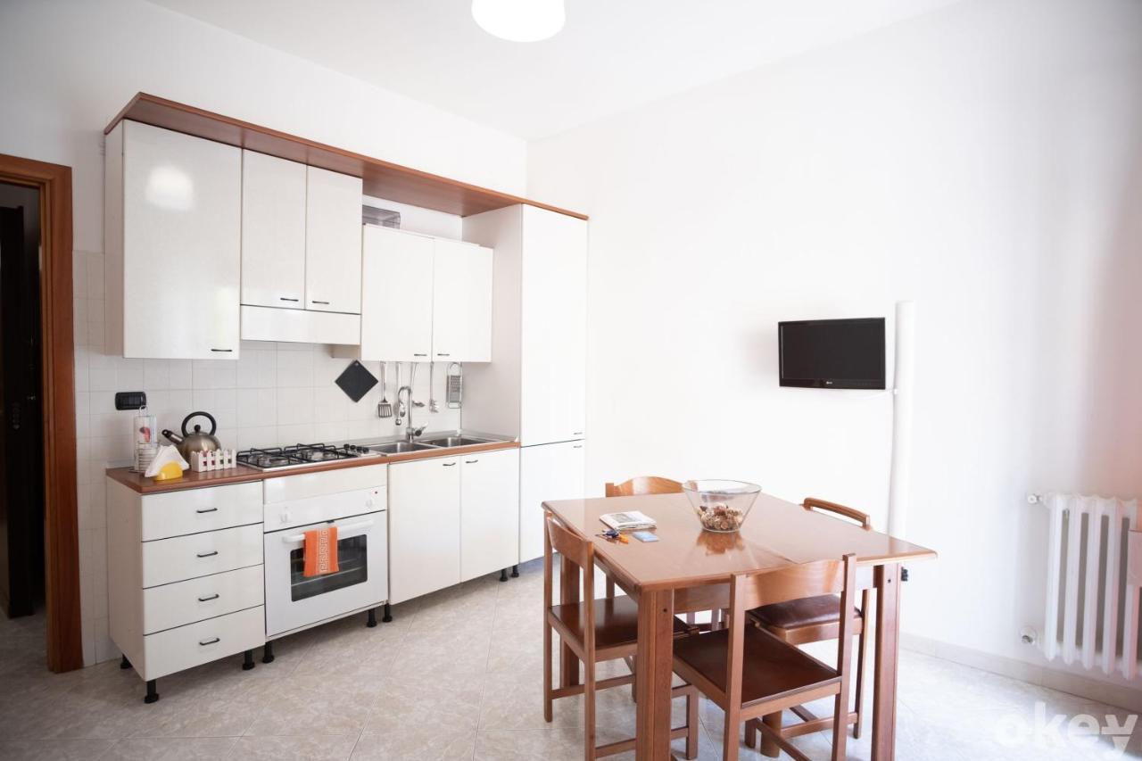 Cozy Apartments De Gasperi Bari Buitenkant foto